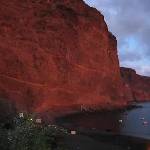 https://apartamento-la-falaise.in-canary-islands.com